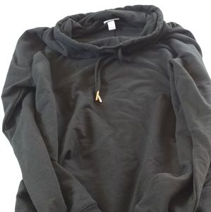 Black maternity sweatshirt
